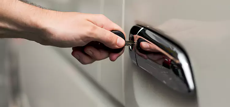 Why Choose Our Auto Locksmith Team in Boca Raton, FL?